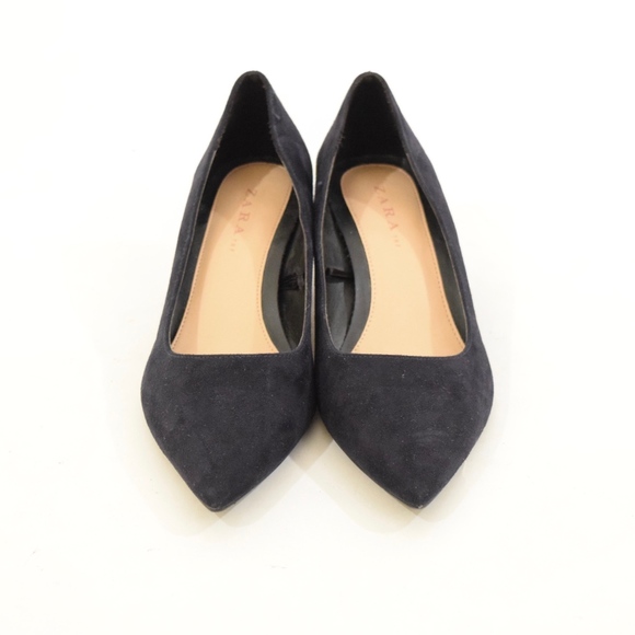 ❌SOLD❌ZARA Navy Blue Suede Pointy Toe Pumps NWOT - Picture 2 of 7